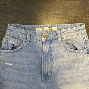 Women’s Bershka “Mom” Jeans